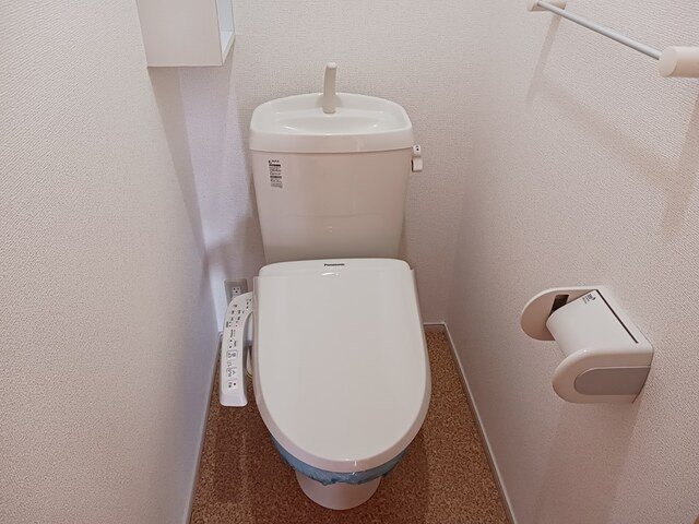 トイレ　コンパクトで使いやすいトイレです