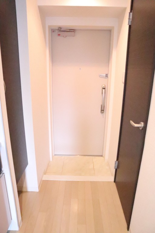 玄関　シューズＢＯＸあり