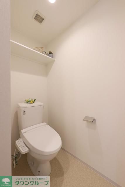トイレ　※写真は同タイプ住戸です。