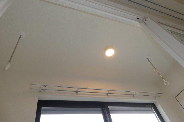 その他設備　室内物干し