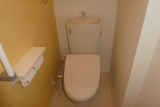 トイレ　ウォシュレット