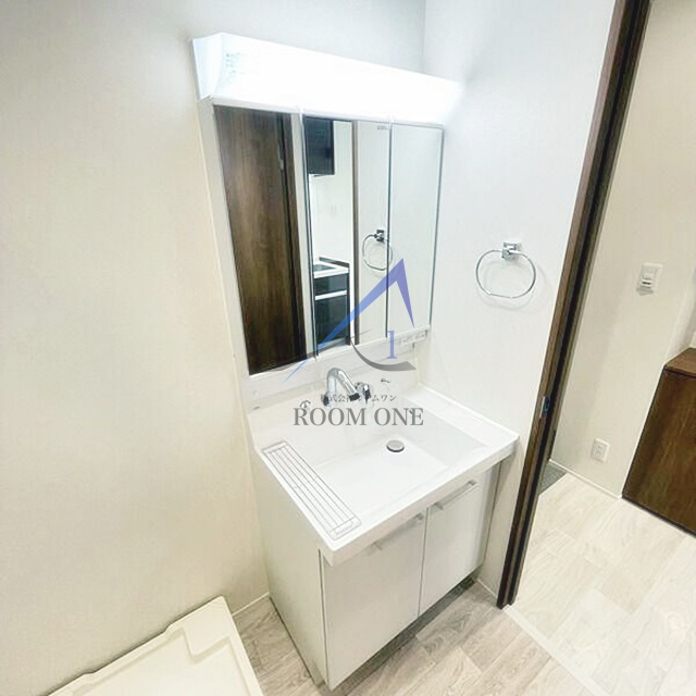 洗面設備　洗面台です。