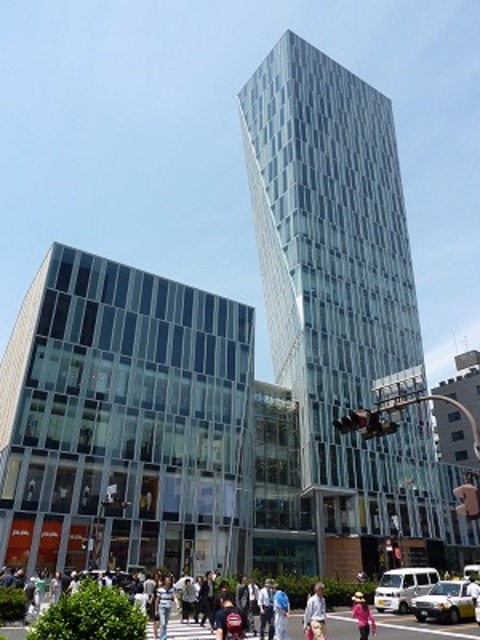 ショッピングセンター　Ao（ショッピングセンター）まで831m