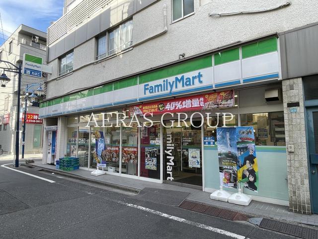 コンビニ　ファミリーマート 椎名町駅前店（コンビニ）まで140m