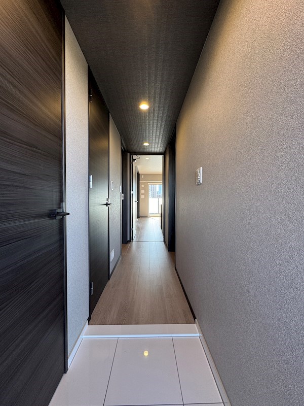 玄関　★見学予約受付中★