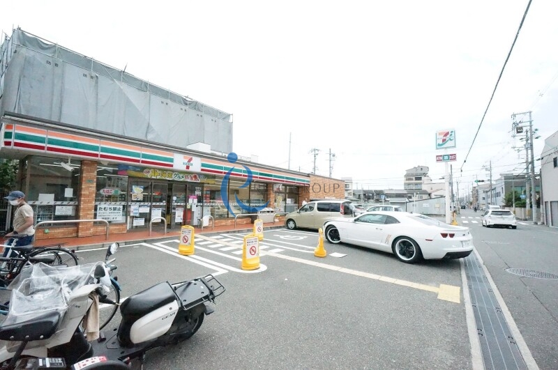 コンビニ　セブンイレブン大阪喜連5丁目店（コンビニ）まで207m