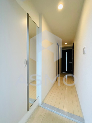 玄関　※同建物内参考写真