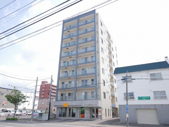 建物外観　日当たり良好♪元町駅より徒歩4分の好立地♪