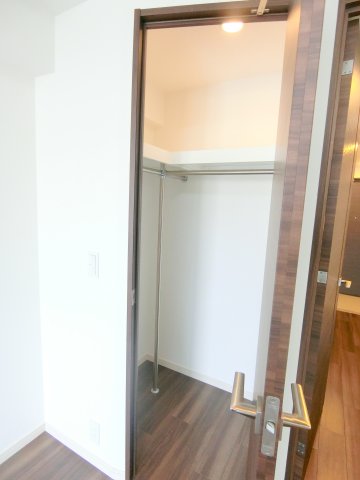 収納　ウォークインクローゼット