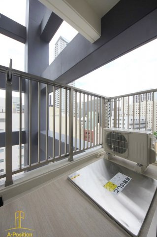 バルコニー　Y&Rino Residence