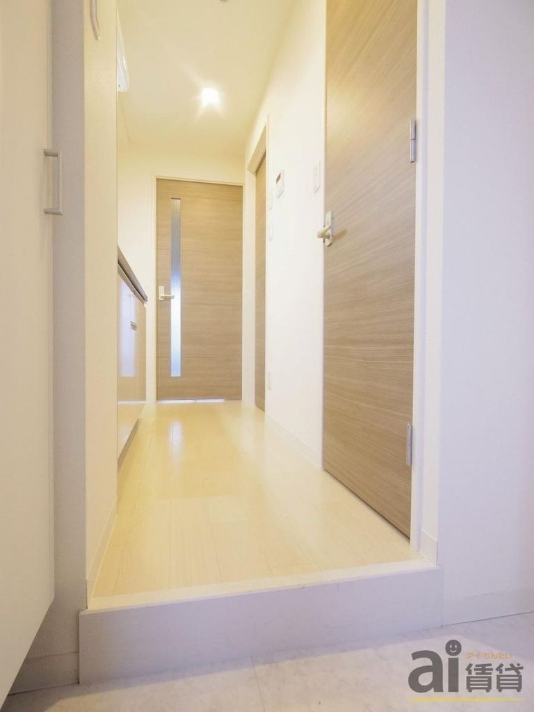 玄関　※写真同仕様※