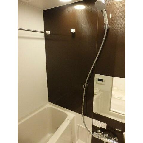 バス・シャワールーム　浴室です
