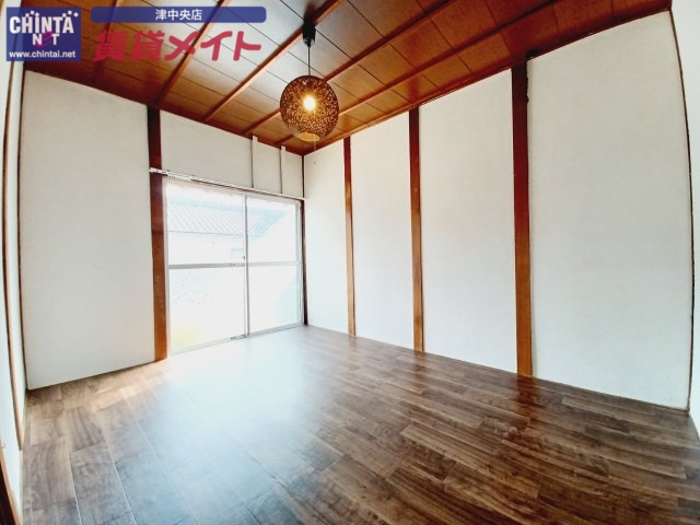 居室・リビング　同型参考写真