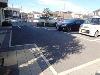 駐車場　シャーメゾン　ブランノワール