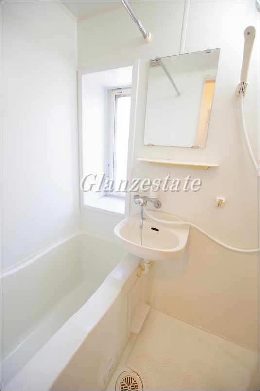 バス・シャワールーム　日々の暮らしに欠かせないお風呂です