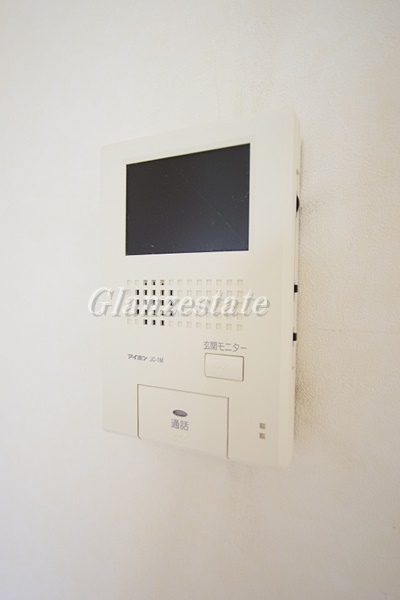 セキュリティ　TVモニター付インターホン完備です
