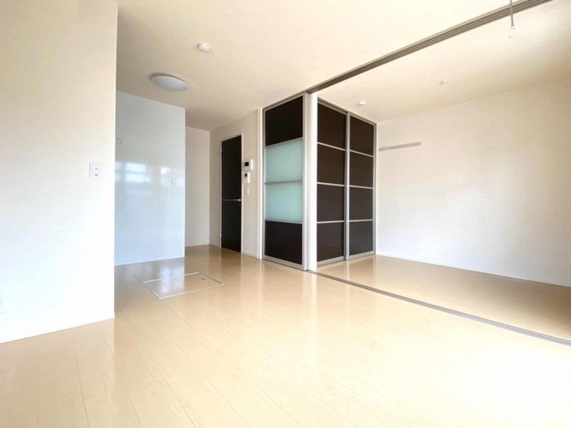 居室・リビング　図面と現状に相違がある場合には現状を優先