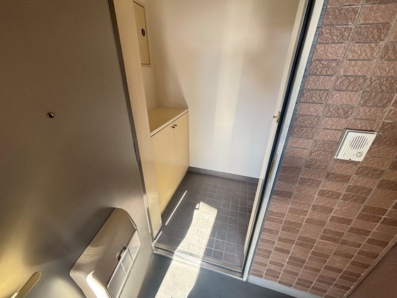 玄関　※別部屋の写真です