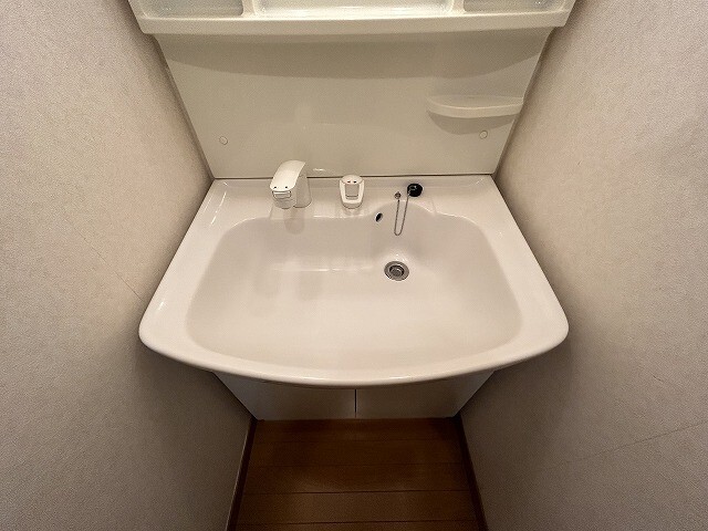 洗面設備　※別室同じ間取りの写真。現況を優先します。