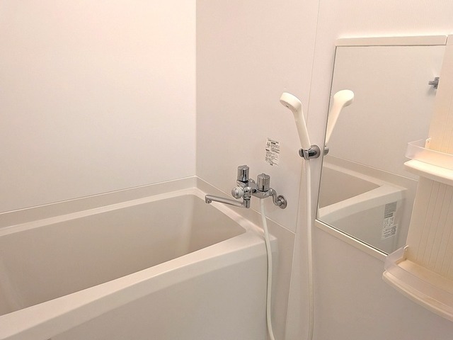 バス・シャワールーム　バスルーム