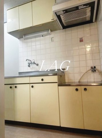 キッチン　キッチンです。