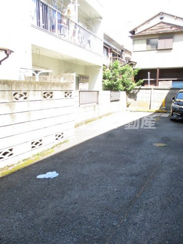 駐車場　駐車場完備です