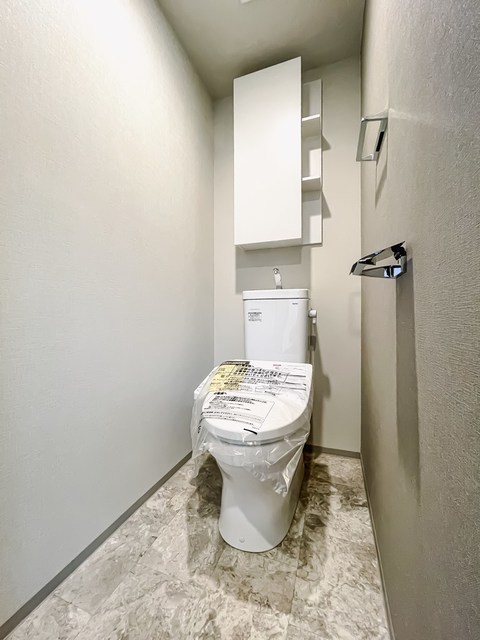 トイレ　※写真は同タイプ住戸です。