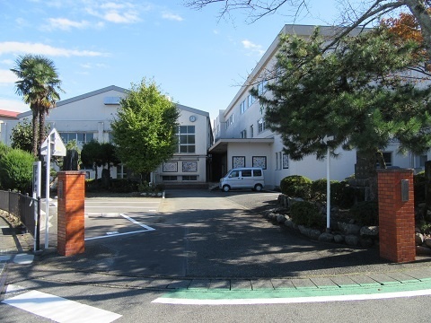 小学校　富士市立富士川第二小中一貫校松野学園（小学校）まで1273m