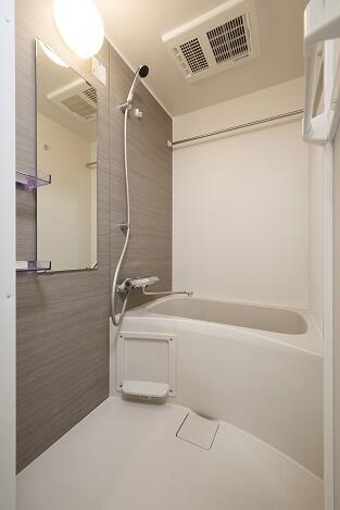 バス・シャワールーム　?