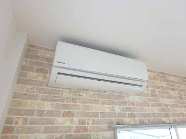 その他設備　エアコン付きで夏も冬も快適♪