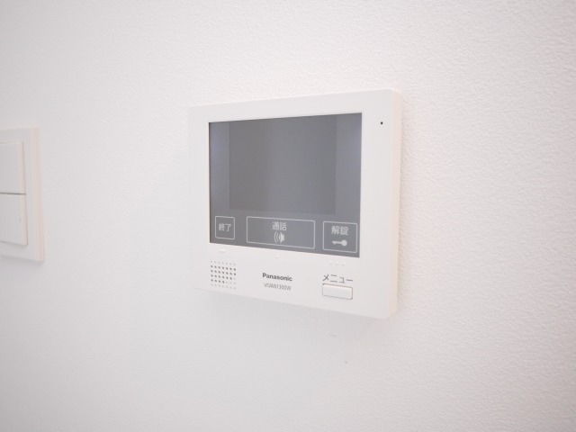 セキュリティ　モニター付きインターホンです♪