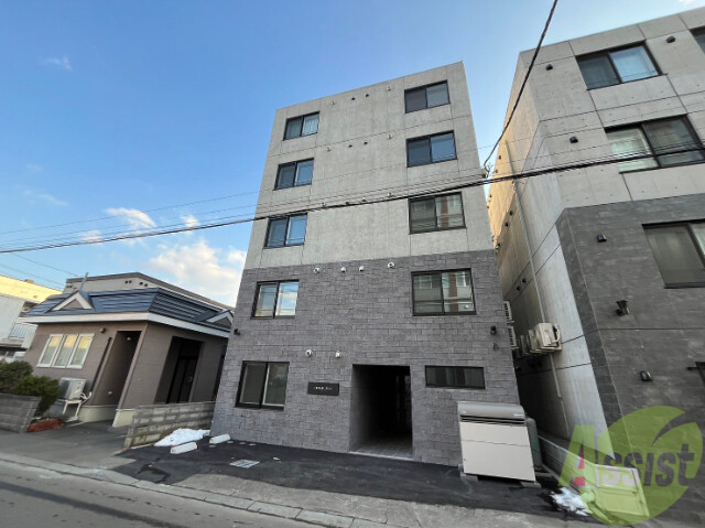 建物外観　札幌市東区北１５条東「ｃｏｍｆｏｒｔｏｓｔ９」