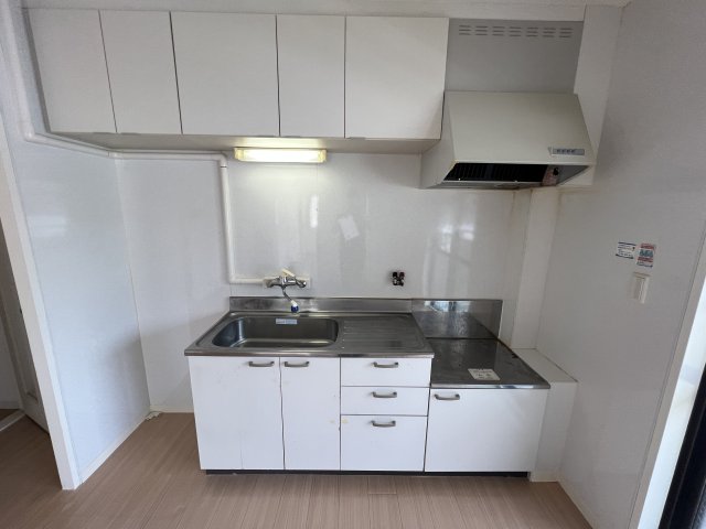 キッチン　収納豊富なキッチンです☆