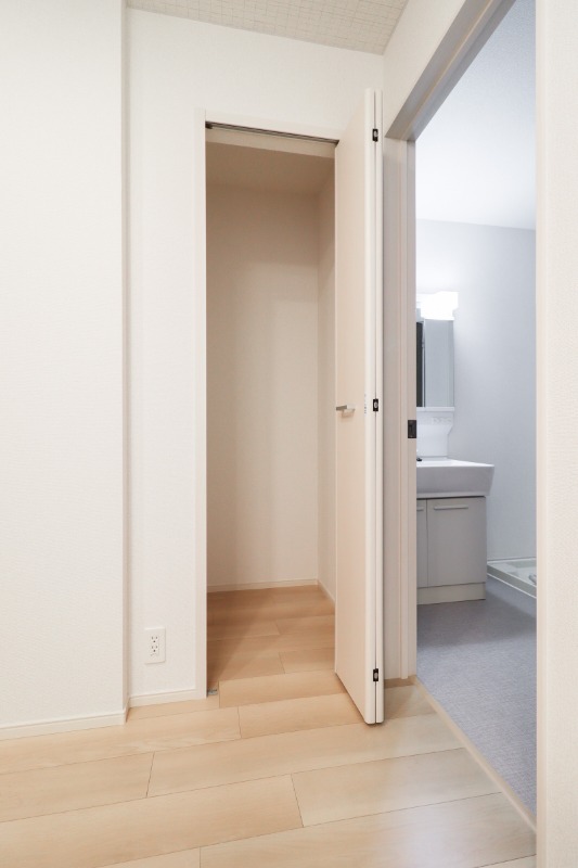 収納　図面と現状に相違がある場合には現状を優先