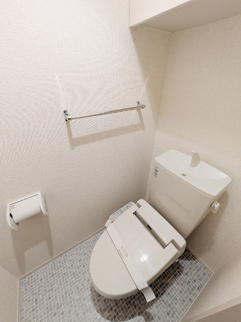 トイレ　反転タイプ