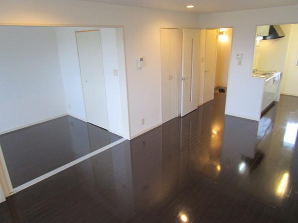 居室・リビング　同仕様写真