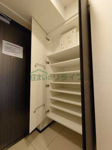 玄関　ジェノヴィア新宿早稲田グリーンベール