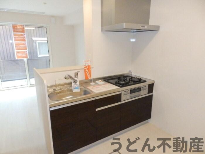 キッチン　うどん県のお部屋探しはうどん不動産へ うどんちゃんとLINE