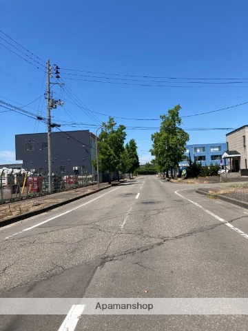 その他　前面道路（その他）まで0m