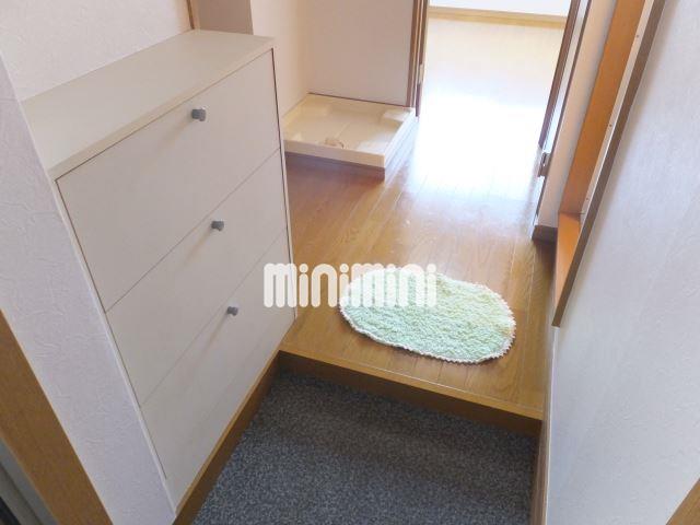 玄関　下駄箱付きの玄関