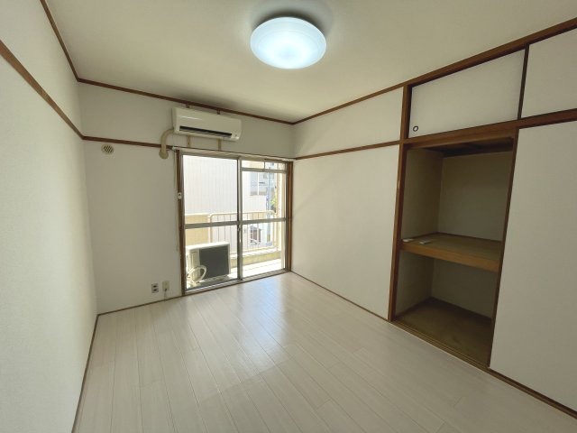 その他部屋・スペース　スタンダードな洋室です