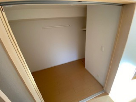 収納　※別部屋の写真です