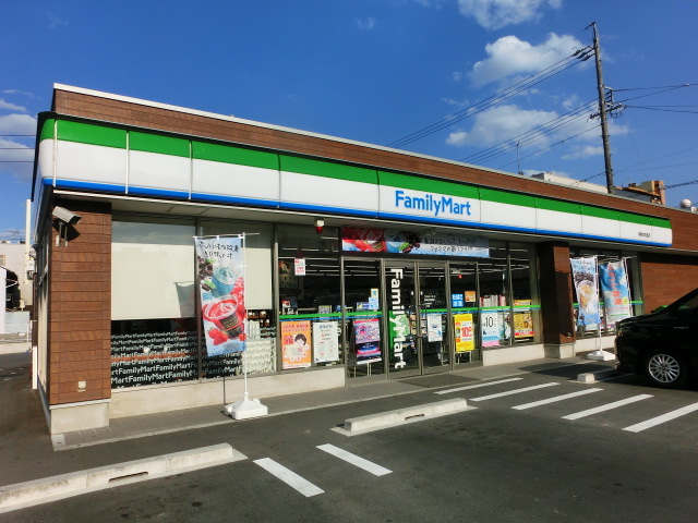 コンビニ　ファミリーマート 下瀬木店（コンビニ）まで644m
