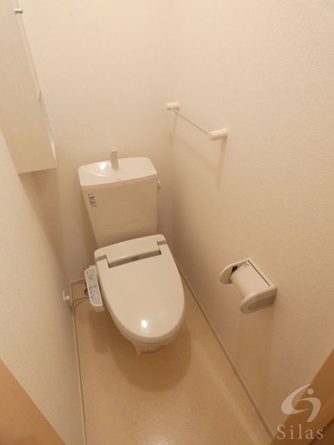 トイレ　反転タイプ