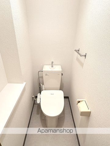 ＪＲ東海道本線 焼津駅 バス乗車時間：17分 最寄りバス停で下車 徒歩3分 3階建 築24年のトイレ写真