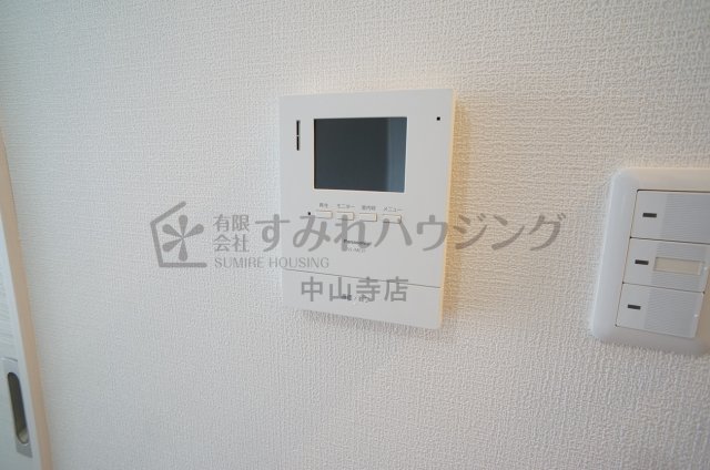 セキュリティ　参考、同建物・反転間取りの号室