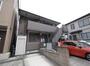 建物外観　外観　敷地内平面駐車場