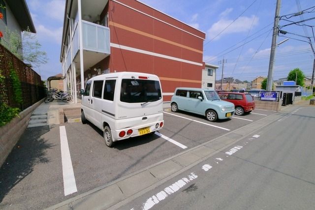 駐車場　敷地内駐車場
