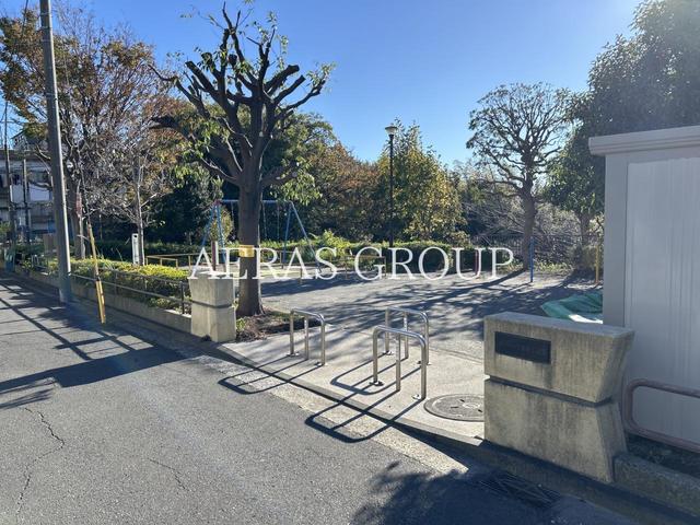 公園　六ツ川一丁目第三公園（公園）まで551m