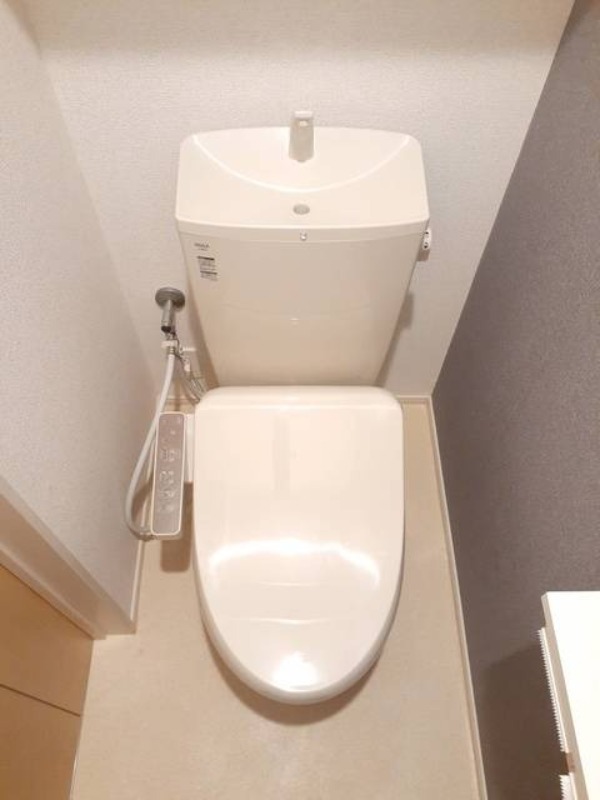 トイレ　図面と現状に相違がある場合には現状を優先
